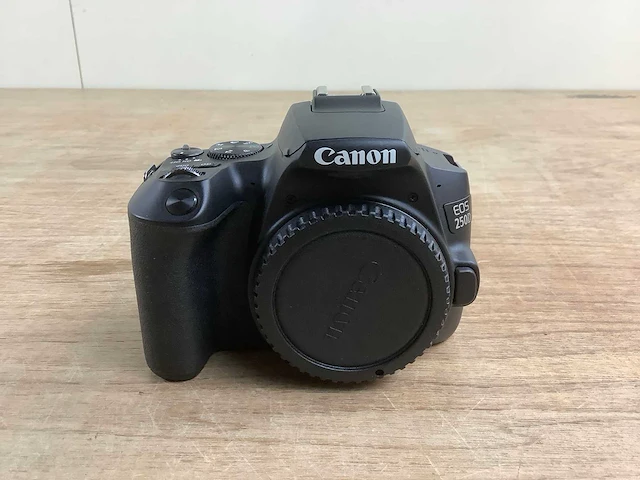 Canon eos 250d + ef-s 18-55mm is stm - zwart - afbeelding 8 van  12