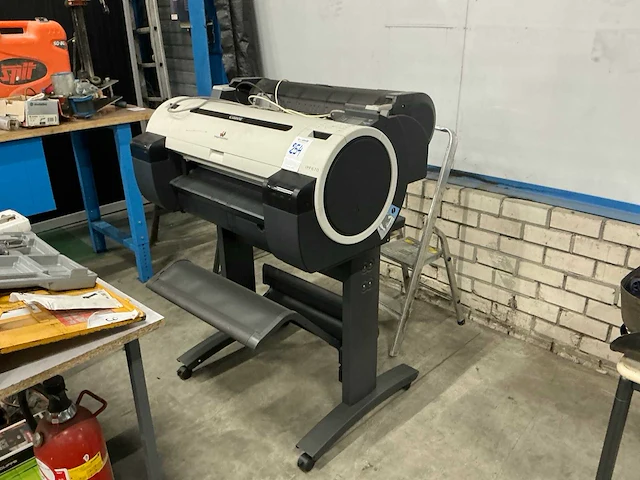 Canon ipf670 groot formaat inktjetprinter - afbeelding 1 van  4