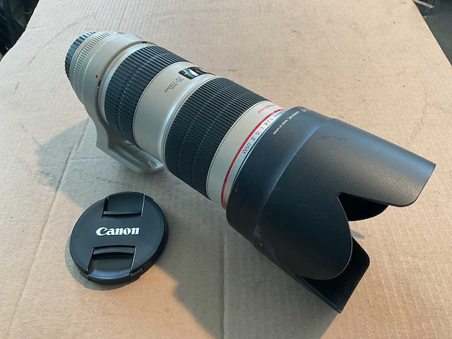 Canon zoom ef camera lens - afbeelding 2 van  2