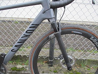 Canyon grizl - fiets - cf sl carbon gravel bike r095 - stadsfiets - afbeelding 2 van  13