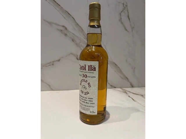 Caol ila 30 year old – distilled 1980, bottled 2010 – single cask hogshead #4686 – bladnoch forum – 700ml – 54.2%, caol ila - afbeelding 4 van  5