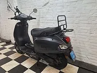 Capri - 25km snorscooter - cl50 riva - capri cl50 riva 25km snorscooter 4-takt - afbeelding 6 van  7