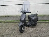 Capri cl 50 riva injectie - bromscooter - classic wy50qt-86 - scooter - afbeelding 4 van  11