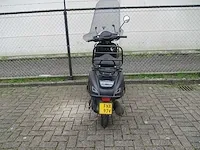 Capri cl 50 riva injectie - bromscooter - classic wy50qt-86 - scooter - afbeelding 10 van  11