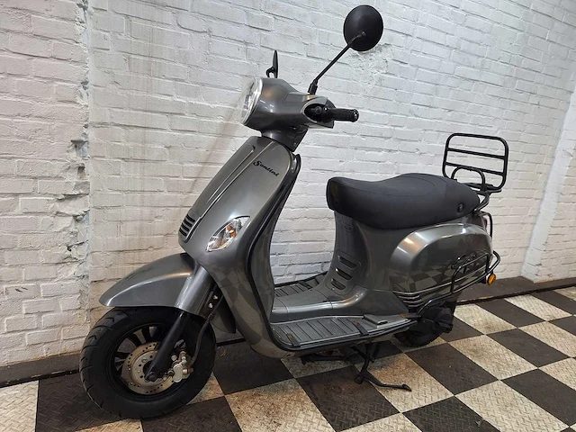 Capri cl riva 45 km bromscooter 4takt - afbeelding 2 van  7