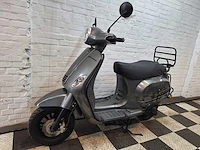 Capri cl riva 45 km bromscooter 4takt - afbeelding 2 van  7