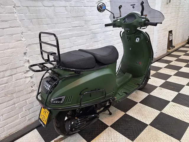 Capri cl50 riva 45 km bromscooter 4takt - afbeelding 5 van  7