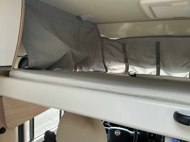 Capron - sunlight - ducato 130 pk multijet - camper - afbeelding 15 van  53