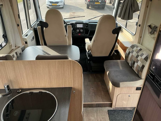 Capron - sunlight - ducato 130 pk multijet - camper - afbeelding 17 van  53