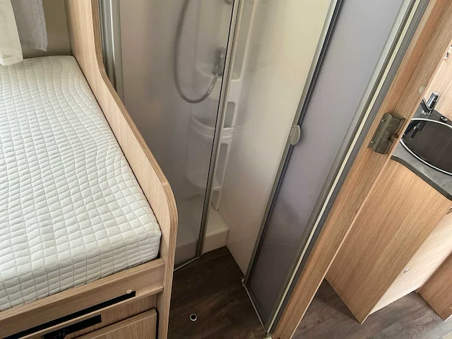 Capron - sunlight - ducato 130 pk multijet - camper - afbeelding 25 van  53