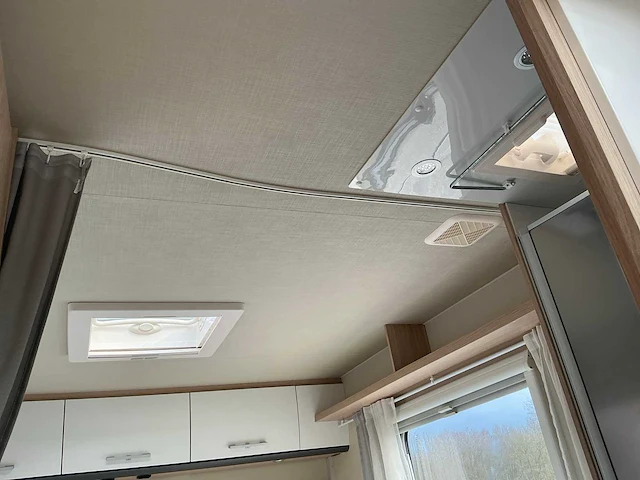 Capron - sunlight - ducato 130 pk multijet - camper - afbeelding 33 van  53