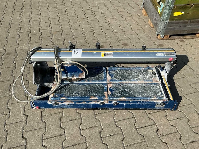 Carat caracoup 295 tegelzaagmachine - afbeelding 1 van  6