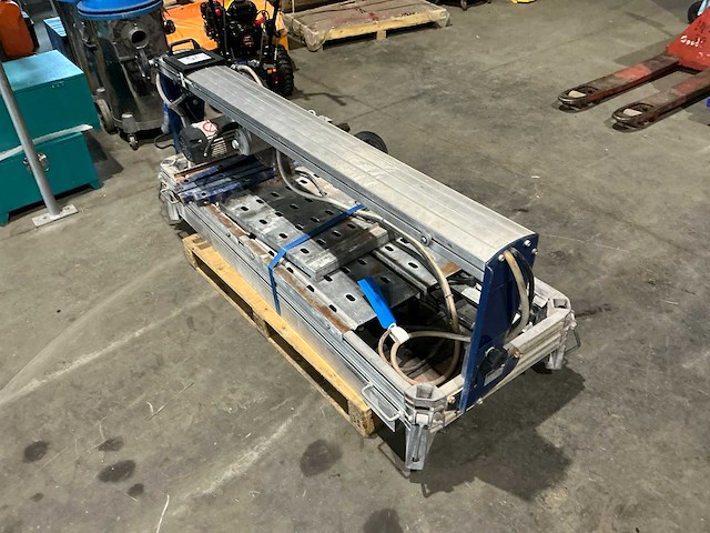 Carat p-3512 steenzaagmachine - afbeelding 2 van  8