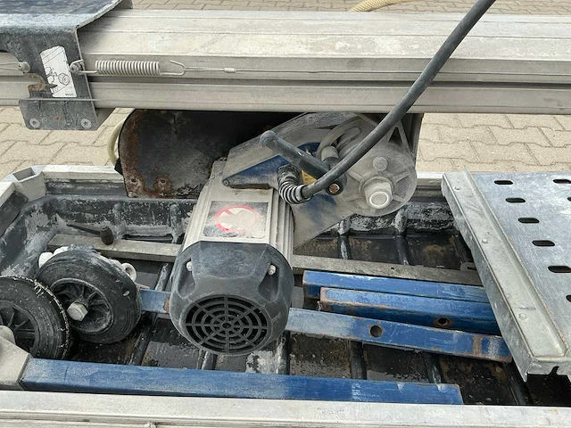 Carat x-coup steenzaagmachine - afbeelding 8 van  11