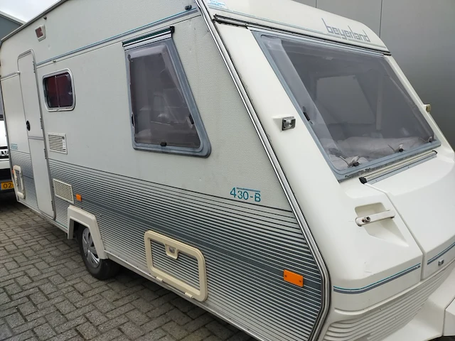 Caravan 4044 beyerland, bouwjaar 1994 - afbeelding 3 van  10