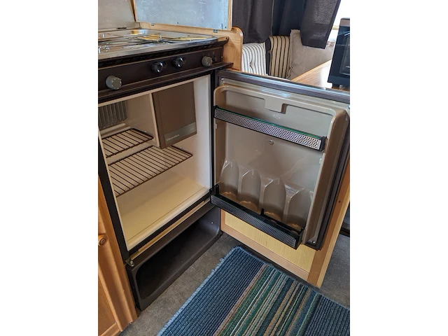 Caravan fendt, 425n, bouwjaar 1984 - afbeelding 15 van  38