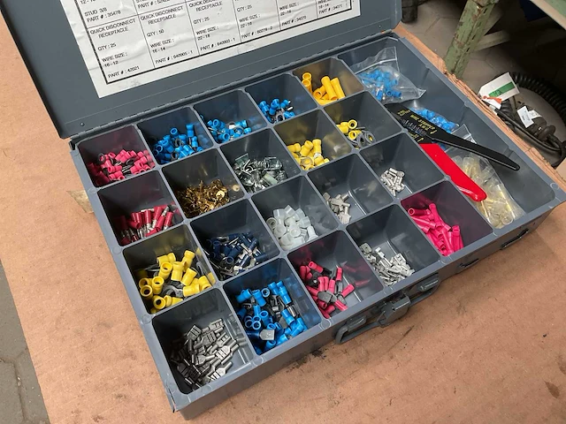 Cardinal components ama2352 wire terminal kit - afbeelding 1 van  4
