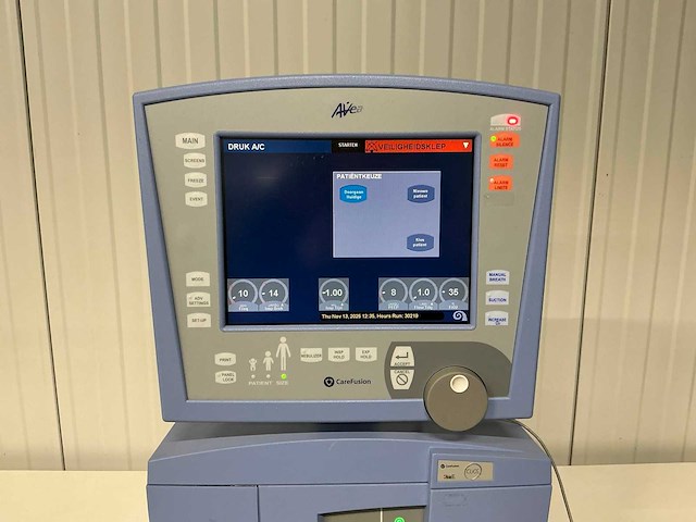 Carefusion - avea - beademingsapparaat - afbeelding 5 van  6