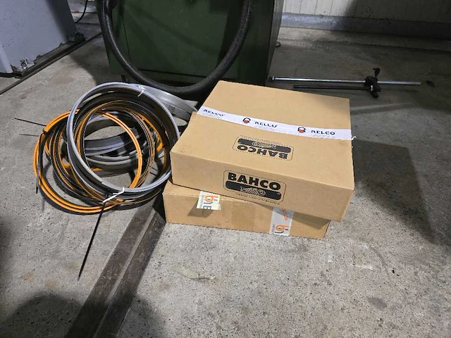 Carif - 2007 - bsa 260 - metalen horizontale bandzaagmachine - afbeelding 4 van  7