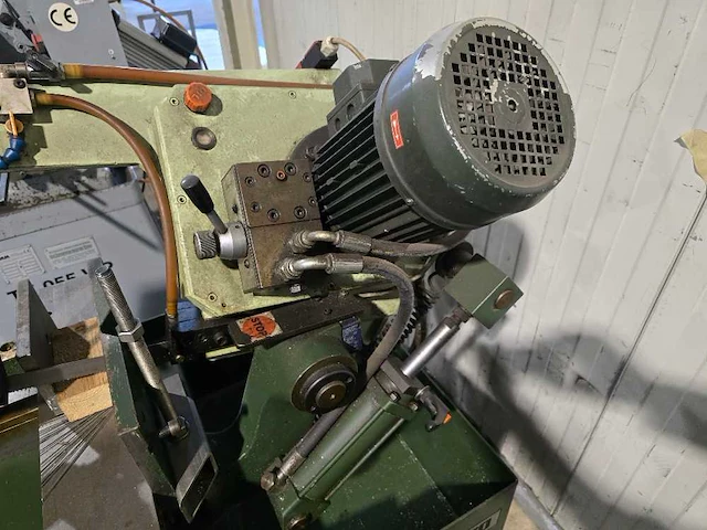 Carif - 2007 - bsa 260 - metalen horizontale bandzaagmachine - afbeelding 7 van  7