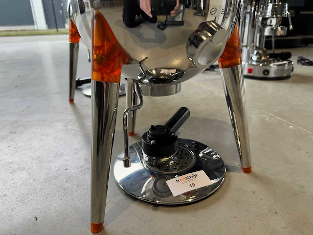 Carlo borer - jules - design espressomachine - afbeelding 2 van  5