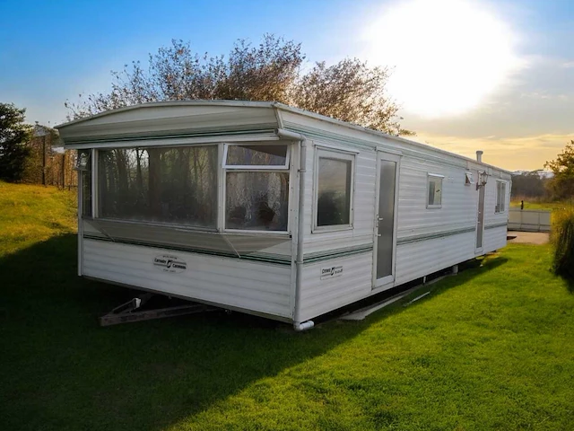 Carnaby crown 35x12x2b stacaravan - afbeelding 1 van  42