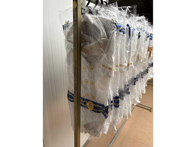 Carnavals kostuum captain girl (155x) - afbeelding 3 van  7