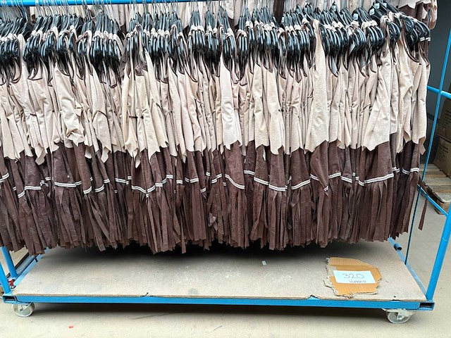 Carnavals kostuum cowgirl (320x) - afbeelding 2 van  3