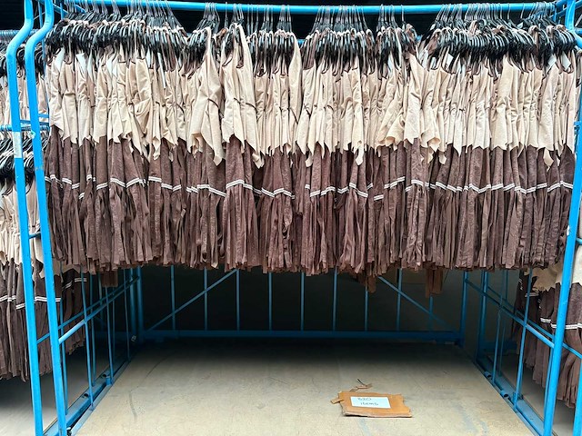 Carnavals kostuum cowgirl (320x) - afbeelding 1 van  2