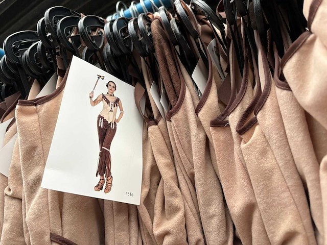 Carnavals kostuum cowgirl (320x) - afbeelding 2 van  2