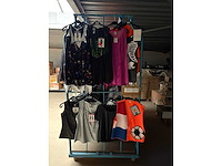 Carnavals kostuum mixpartij - 940 delig - afbeelding 2 van  5