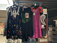 Carnavals kostuum mixpartij - 940 delig - afbeelding 4 van  5