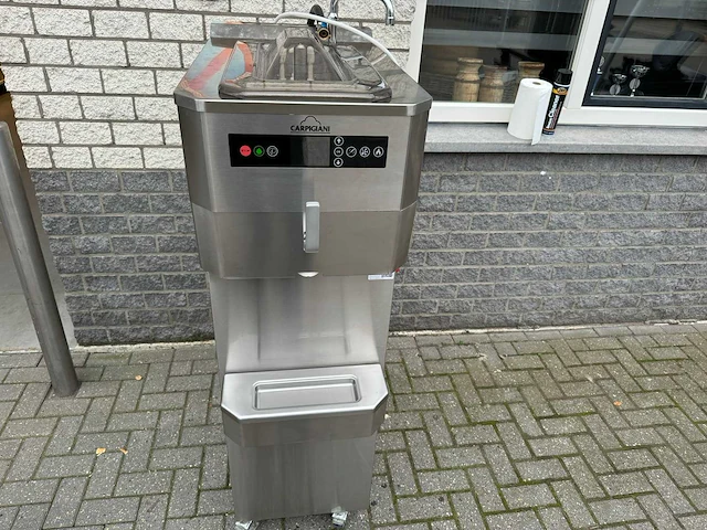 Carpigiani - xvl 1 steel sp p/df - ijsmachine - afbeelding 1 van  6