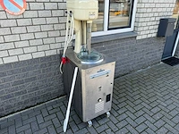 Carpigiani l40 ijsmachine / bok vriezer - afbeelding 1 van  4