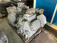 Carrier 06ba 277 a 600a koelcompressor (2x) - afbeelding 1 van  4