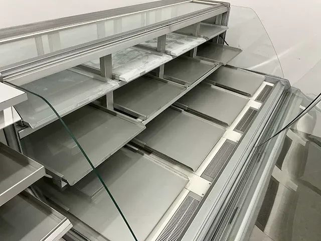Carrier gekoelde gebaksvitrine - afbeelding 11 van  23
