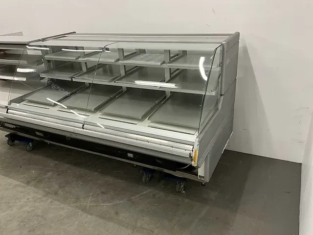Carrier gekoelde gebaksvitrine - afbeelding 15 van  23