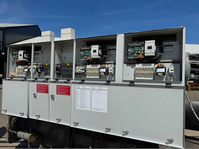 Carrier hxc30-260 chiller - afbeelding 13 van  25