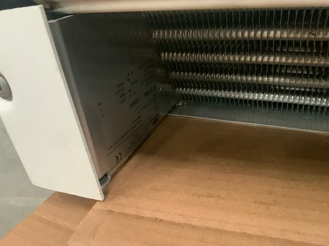 Carrier supra 750mt koelmotor met 2 platte verdampers - afbeelding 3 van  7