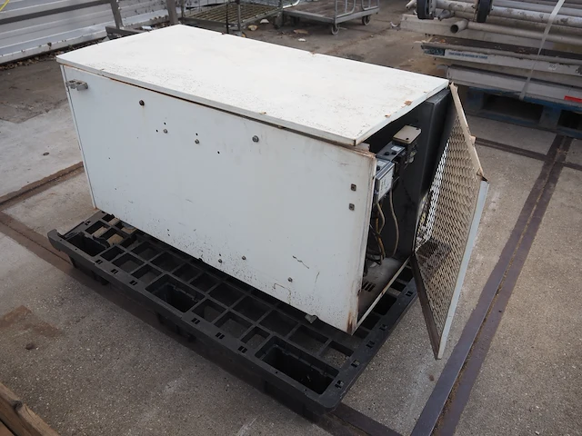 Carrier - afbeelding 3 van  7