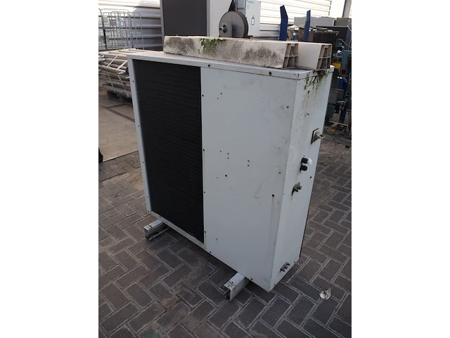 Carrier - afbeelding 3 van  7