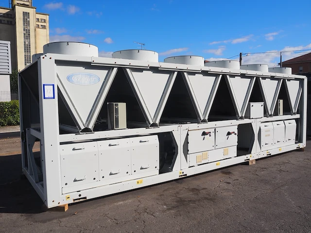 Carrier - afbeelding 1 van  30