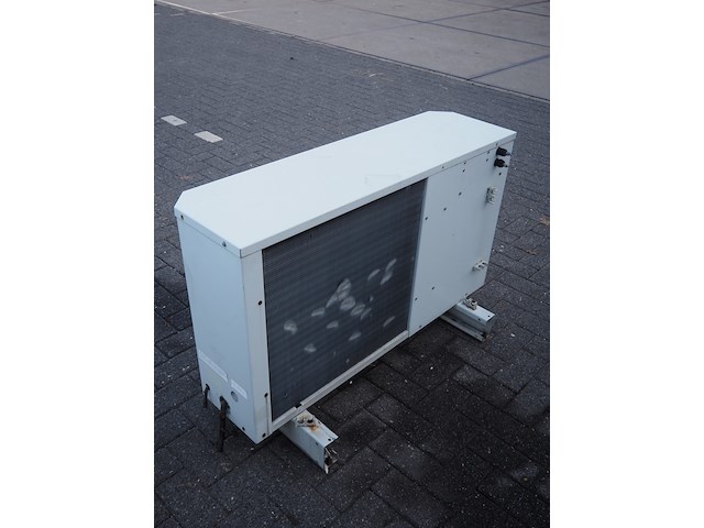 Carrier - afbeelding 6 van  11