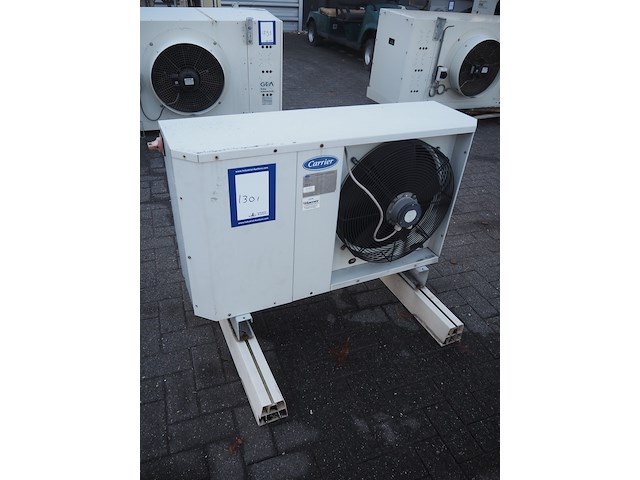 Carrier - afbeelding 1 van  13