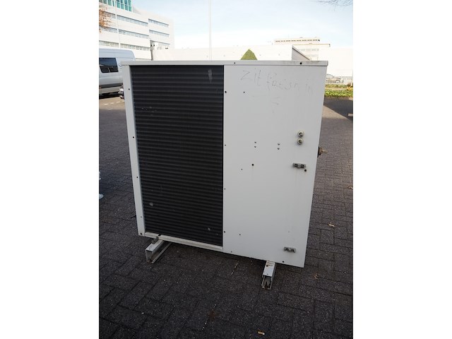 Carrier - afbeelding 6 van  12