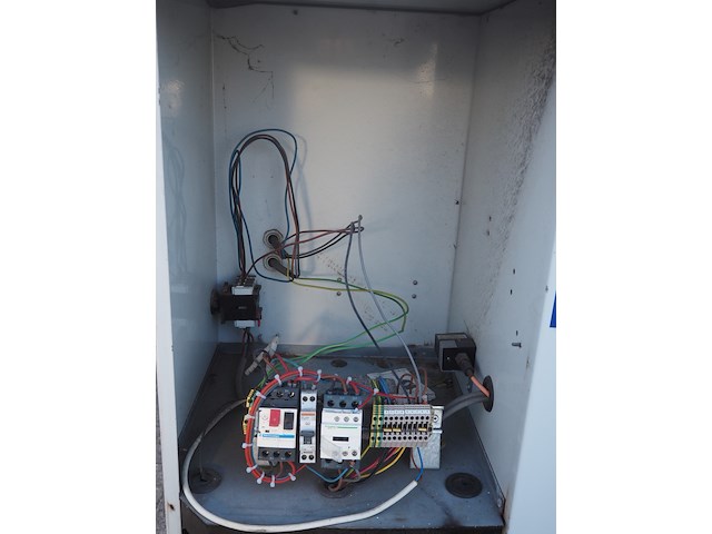 Carrier - afbeelding 11 van  12