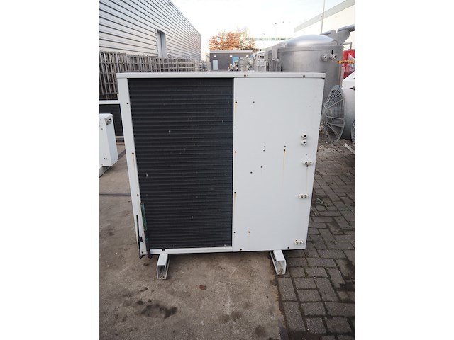 Carrier - afbeelding 4 van  7