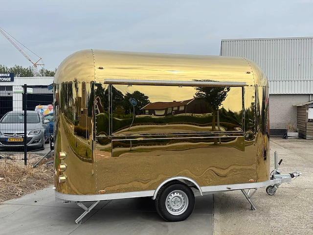 Carros - 2.1 - airstream - foodtruck - 2025 - afbeelding 25 van  27