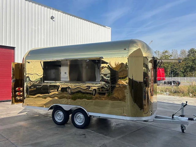 Carros - 2.1 - airstream - foodtruck - 2025 - afbeelding 1 van  38