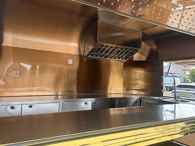 Carros 2.1 - 2025 - airstream - foodtrailer - afbeelding 3 van  26